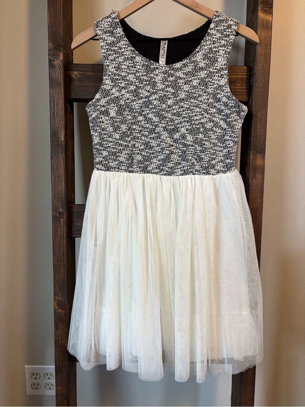 Girls Black & White Tweed with Tulle Skirt Party Dress - Size 16